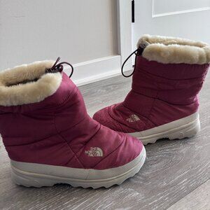 The North Face Winter Boots | Cozy Faux Fur Lined | Burgundy